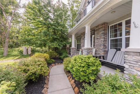 4974 Stradford Court North Ridgeville OH 44039