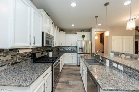 4974 Stradford Court North Ridgeville OH 44039