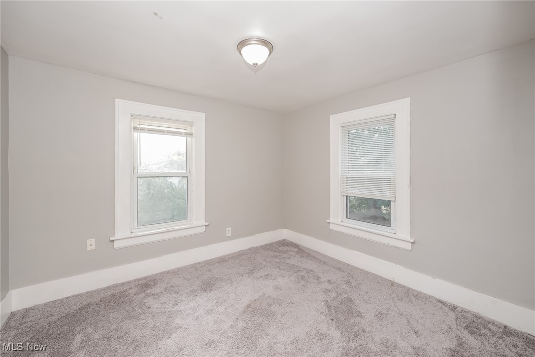 788 Saxon Avenue Akron OH 44314