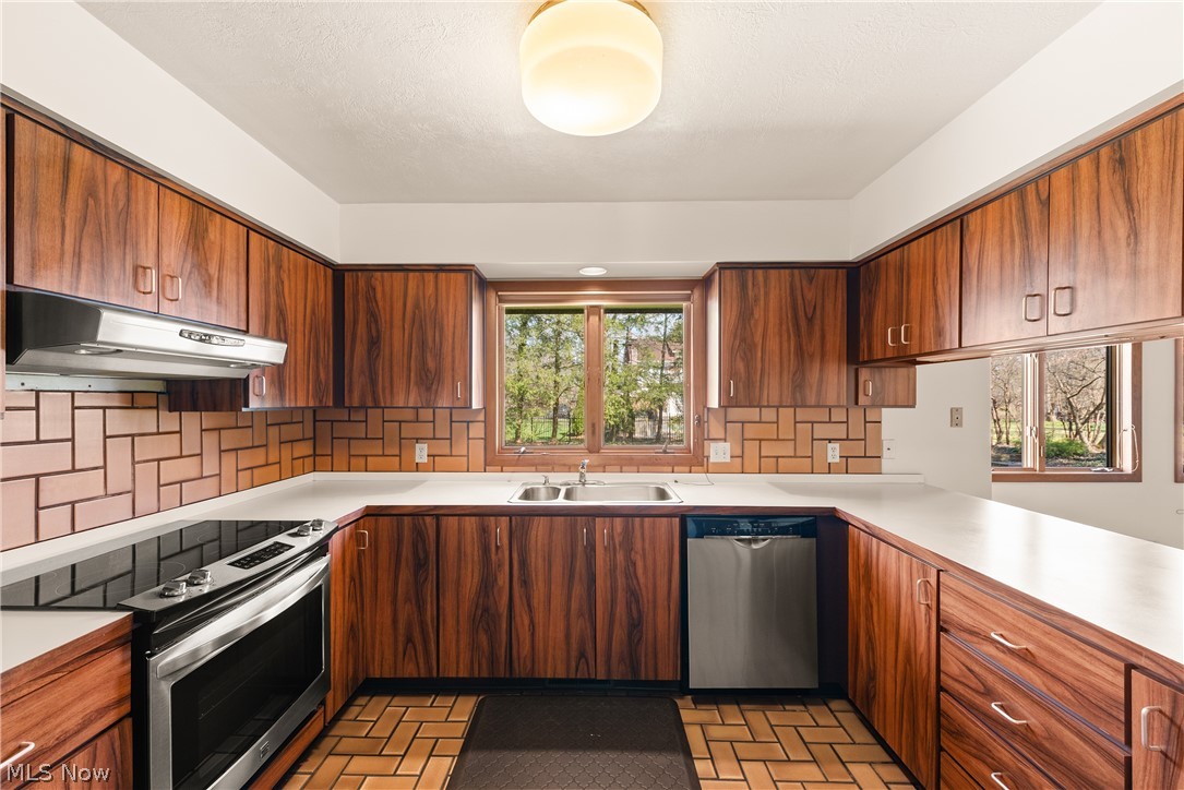 340 Edgemeer Place Oberlin OH 44074