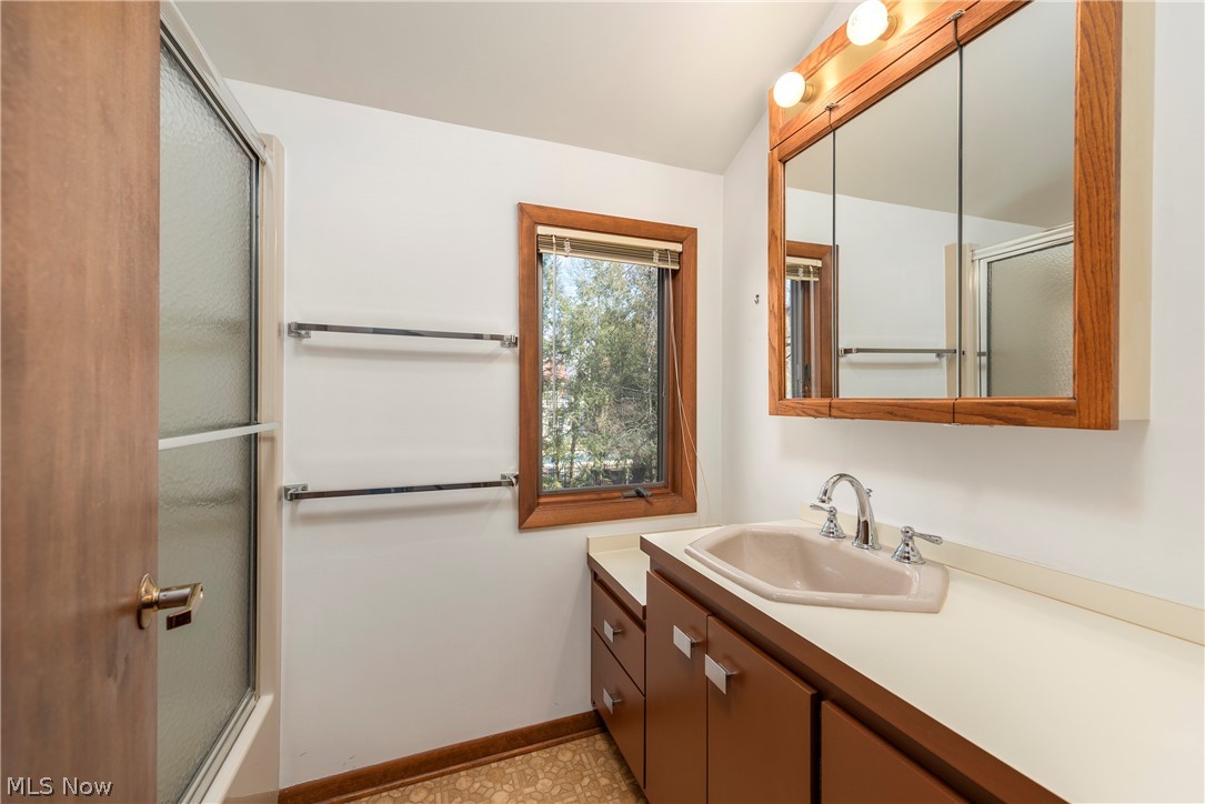 340 Edgemeer Place Oberlin OH 44074