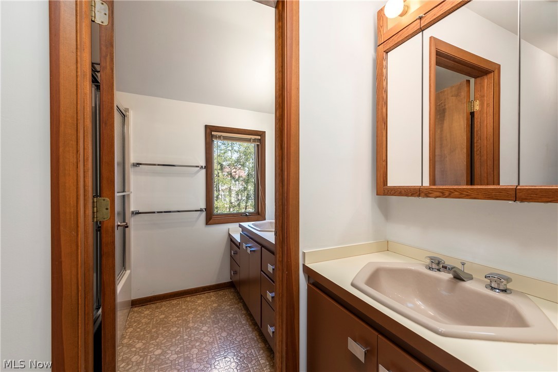 340 Edgemeer Place Oberlin OH 44074