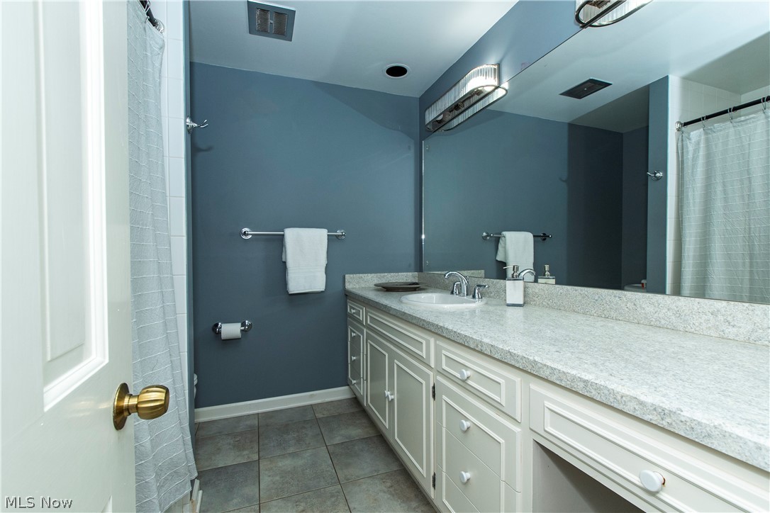 18220 Parkland Drive Shaker Heights OH 44122
