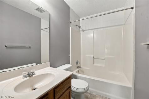 1309 Forest Avenue SE Massillon OH 44646