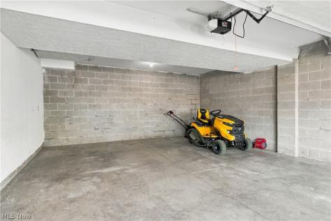 1309 Forest Avenue SE Massillon OH 44646