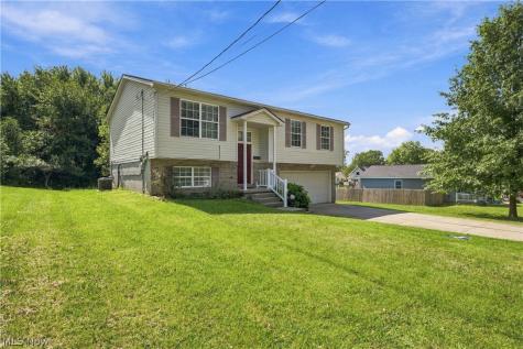 1309 Forest Avenue SE Massillon OH 44646