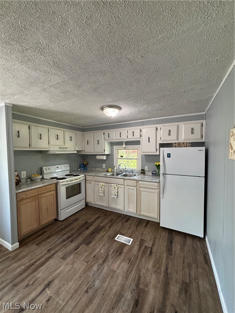 12783 Main Market Road Garrettsville OH 44231