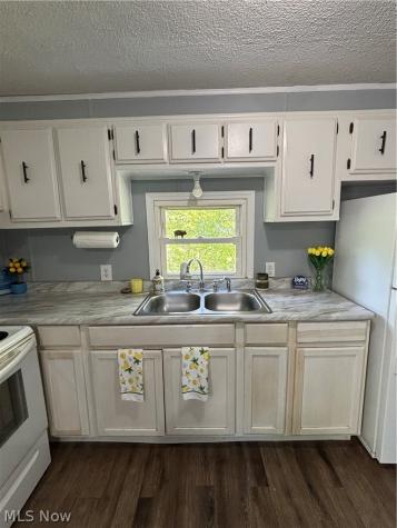 12783 Main Market Road Garrettsville OH 44231