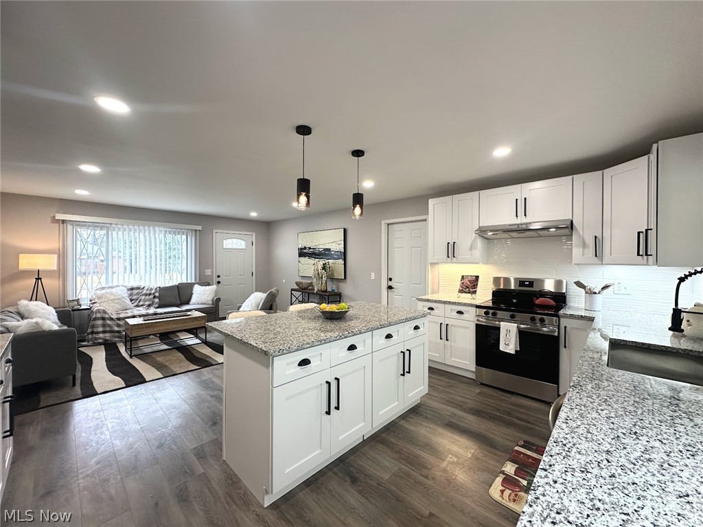 5437 Bartlett Road Bedford Heights OH 44146