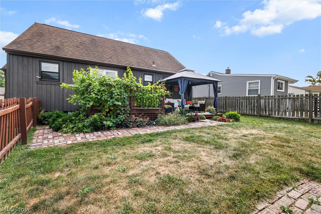 181 Renee Drive Struthers OH 44471