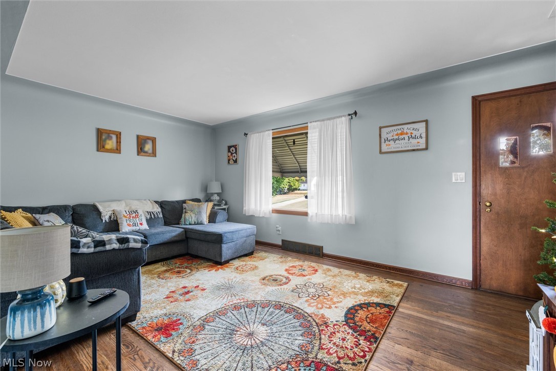 181 Renee Drive Struthers OH 44471