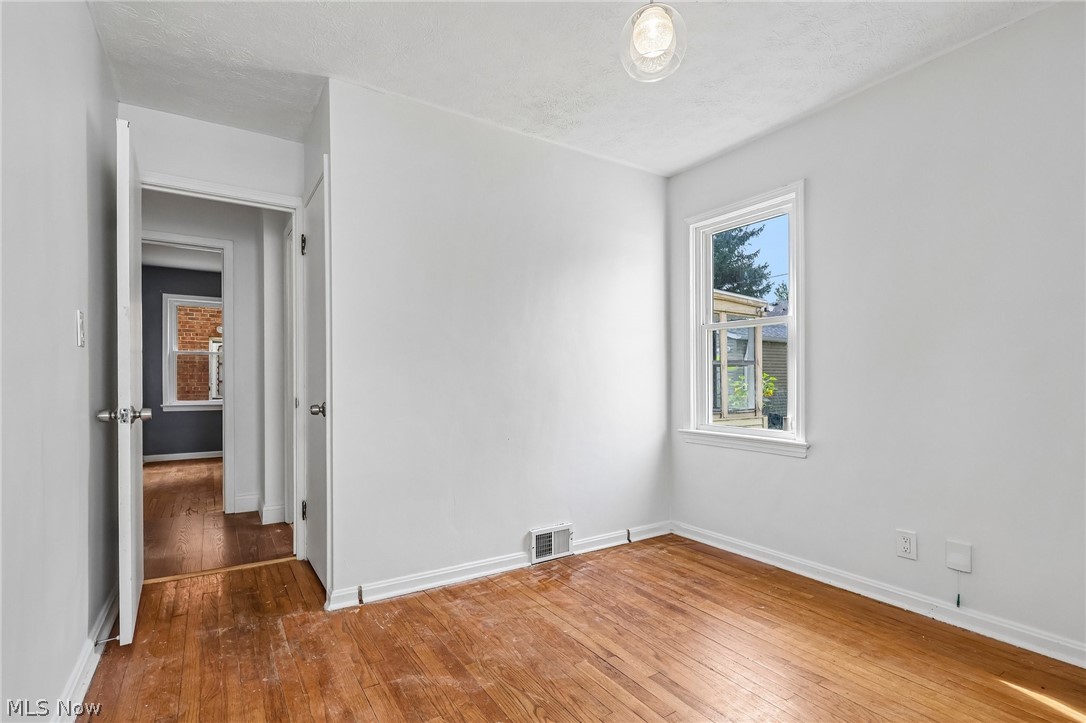 4136 Harwood Road South Euclid OH 44121