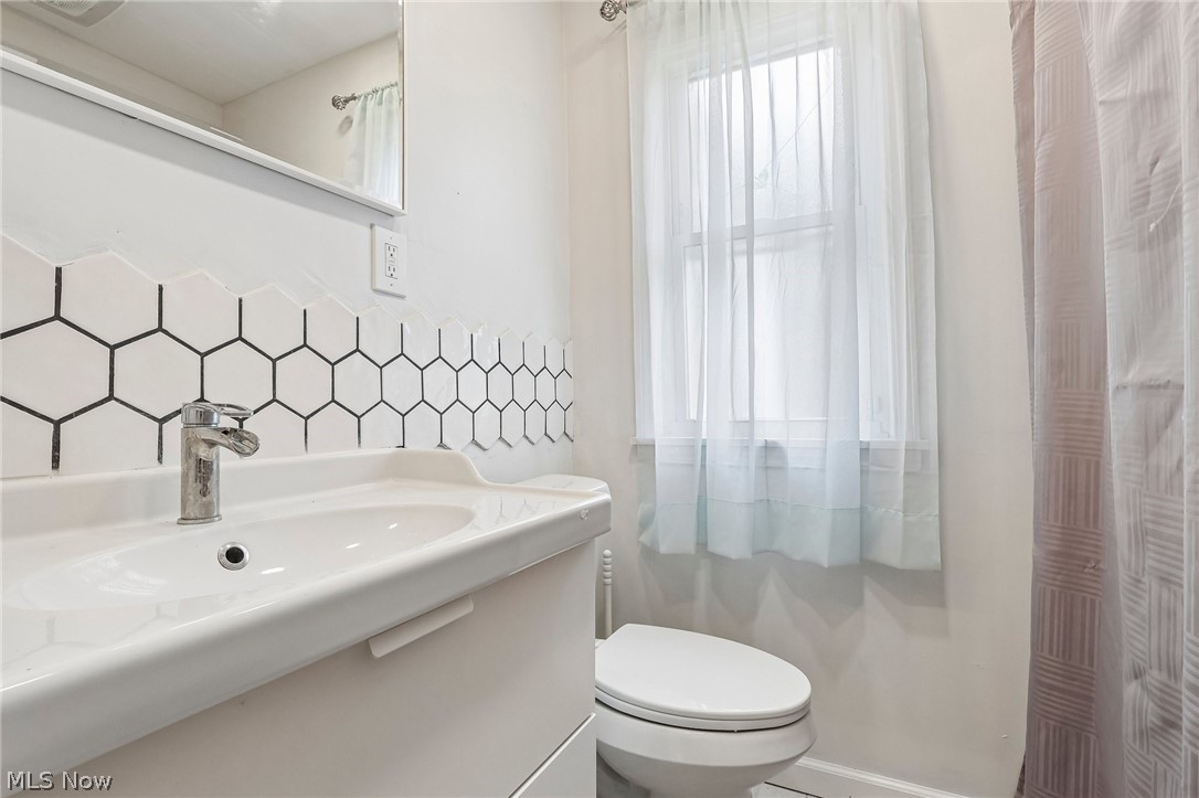 4136 Harwood Road South Euclid OH 44121
