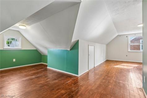 4136 Harwood Road South Euclid OH 44121