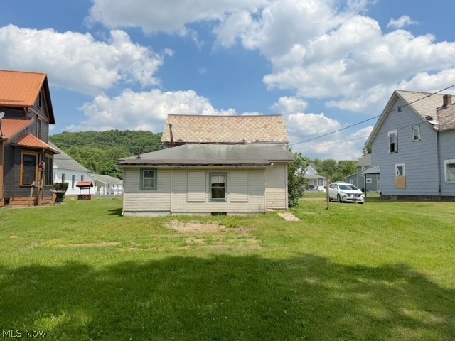 547 W State Street Newcomerstown OH 43832