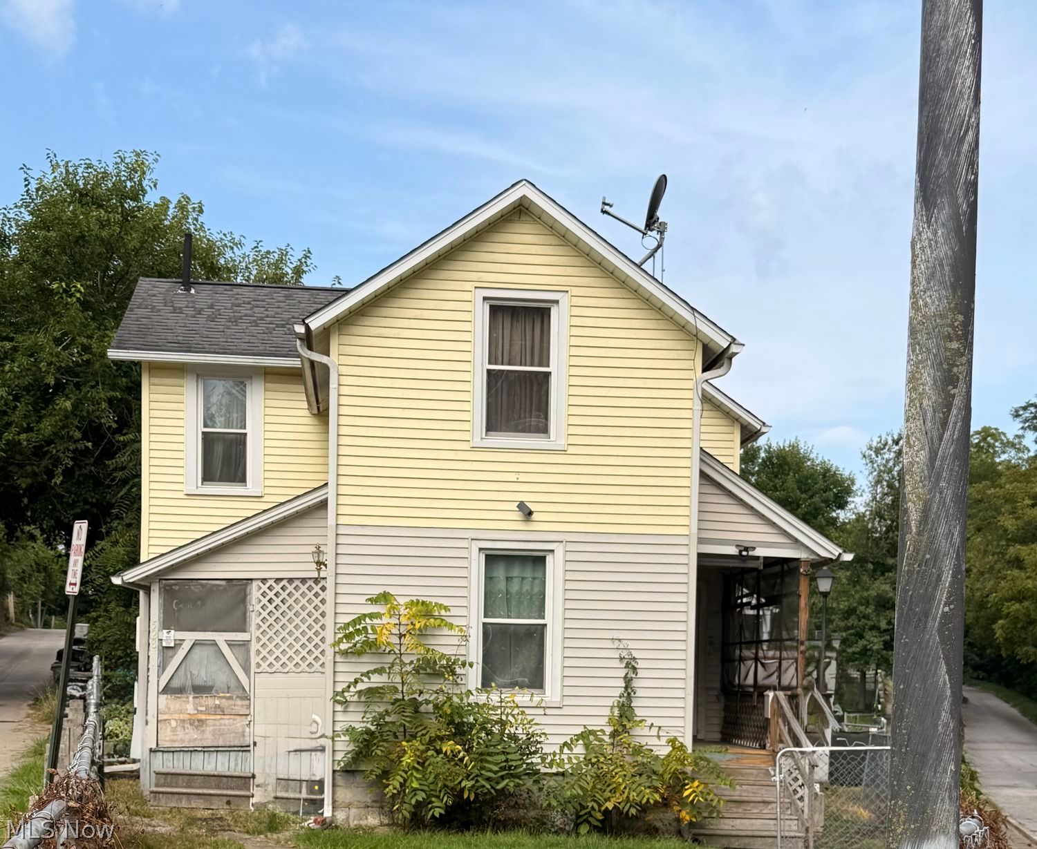 528 Turner Street Elyria OH 44035