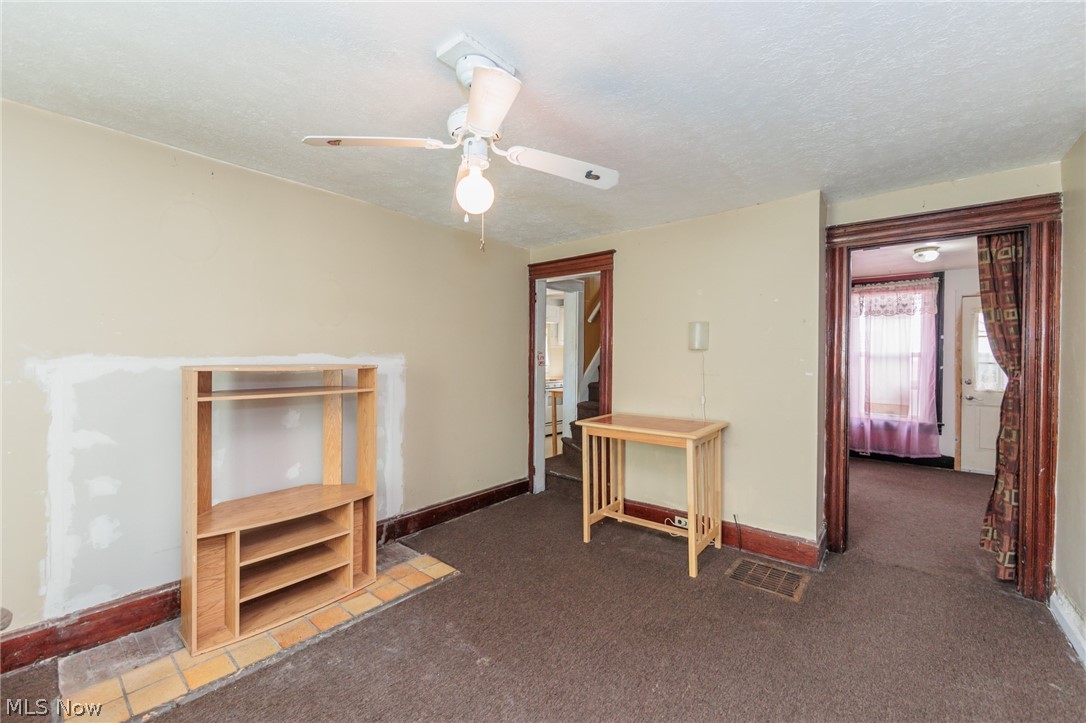 528 Turner Street Elyria OH 44035