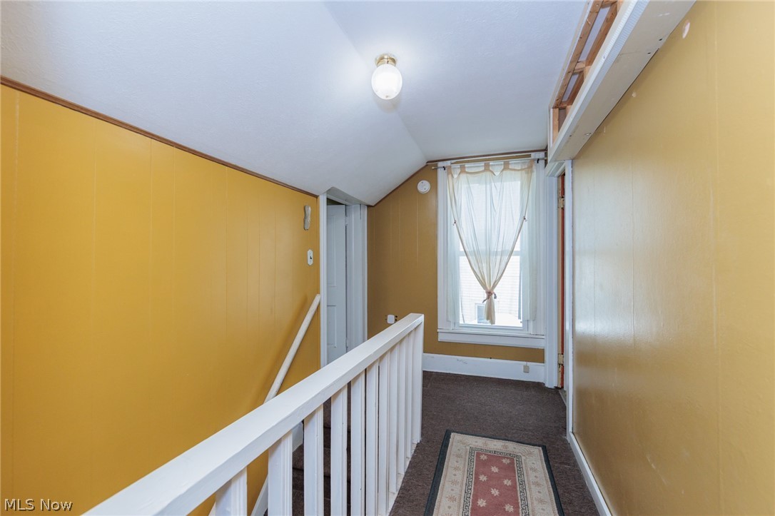 528 Turner Street Elyria OH 44035