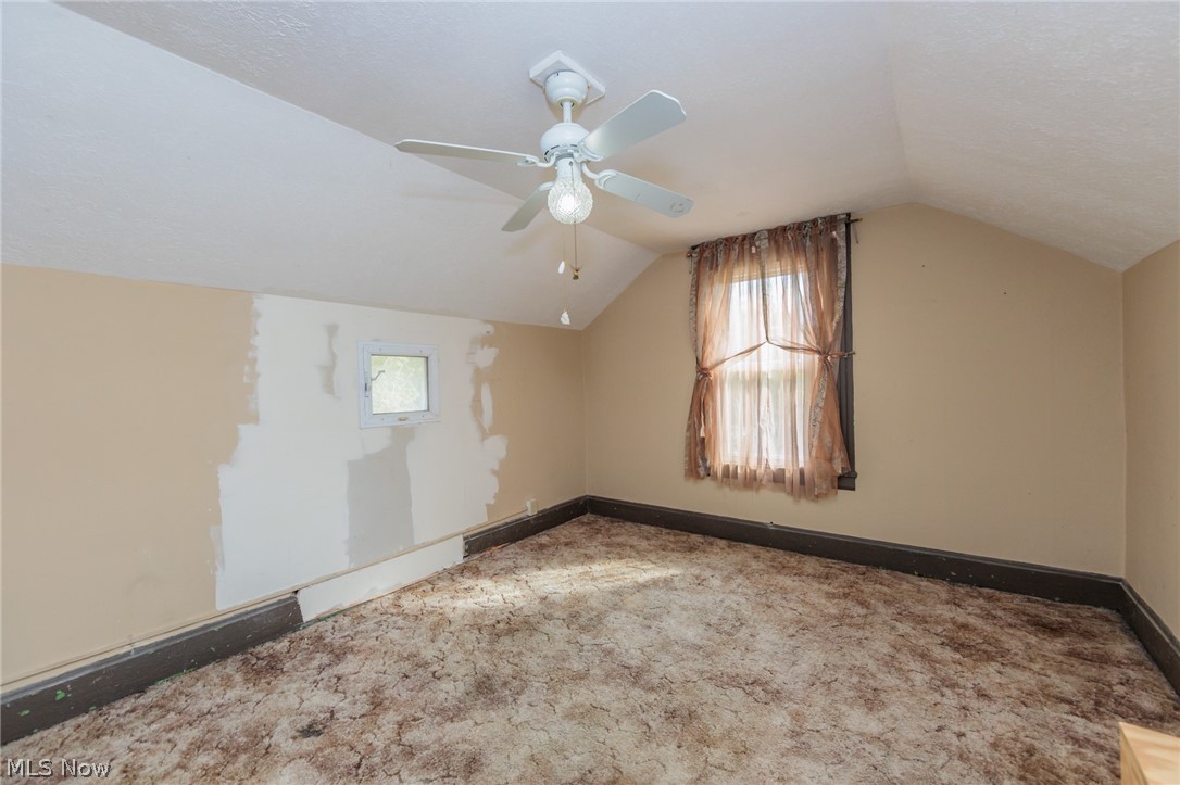 528 Turner Street Elyria OH 44035