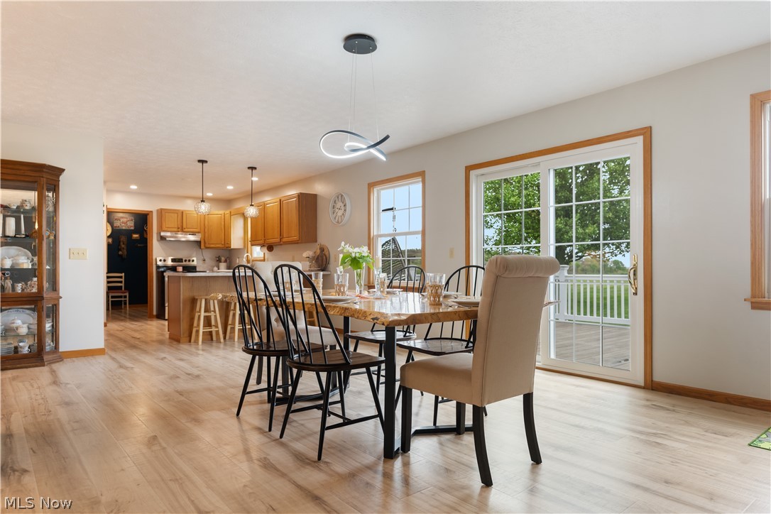 9272 Andora Road NE East Rochester OH 44625