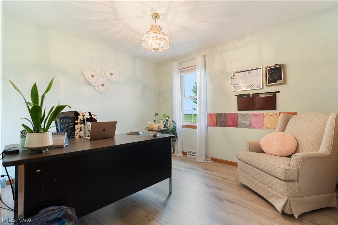 9272 Andora Road NE East Rochester OH 44625