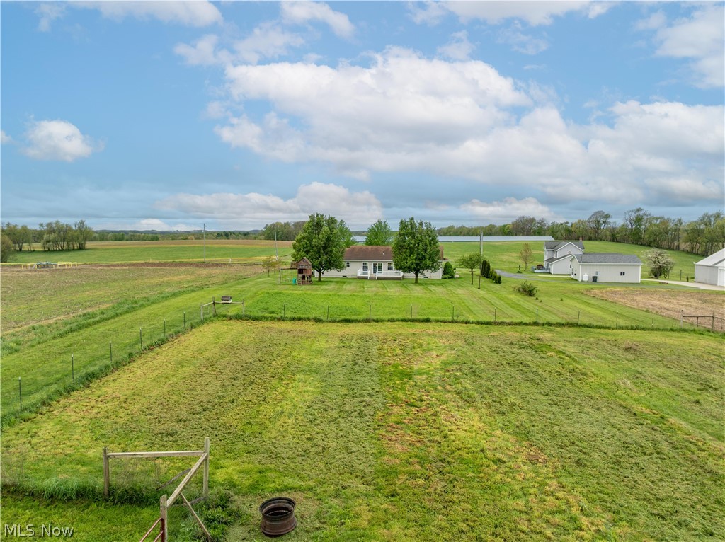 9272 Andora Road NE East Rochester OH 44625