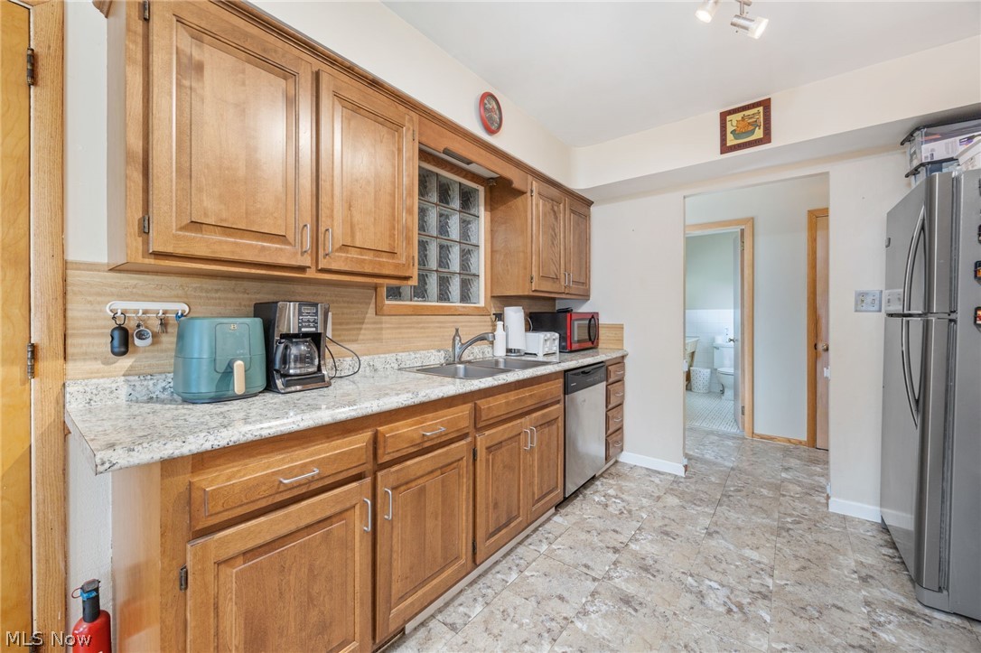 4888 N Sedgewick Road Lyndhurst OH 44124