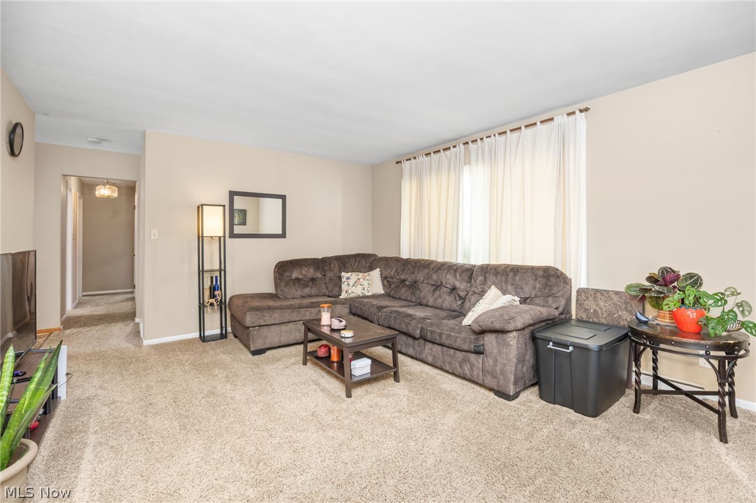 4888 N Sedgewick Road Lyndhurst OH 44124