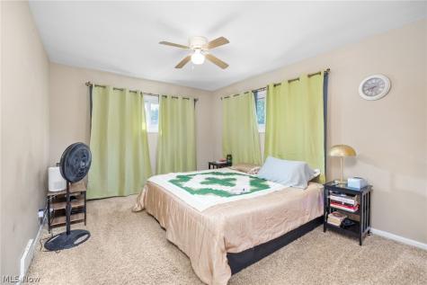 4888 N Sedgewick Road Lyndhurst OH 44124