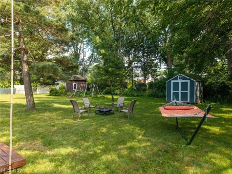 4888 N Sedgewick Road Lyndhurst OH 44124