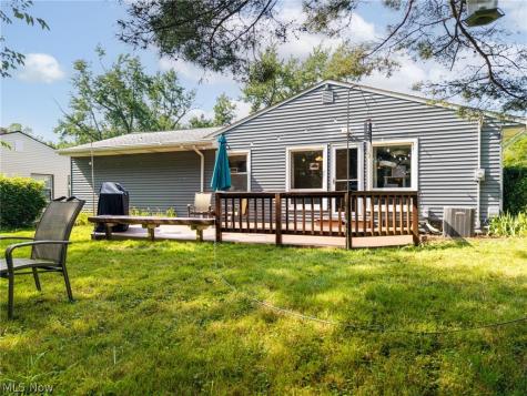 4888 N Sedgewick Road Lyndhurst OH 44124