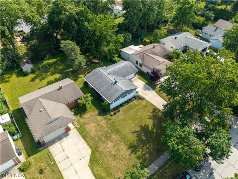 4888 N Sedgewick Road Lyndhurst OH 44124