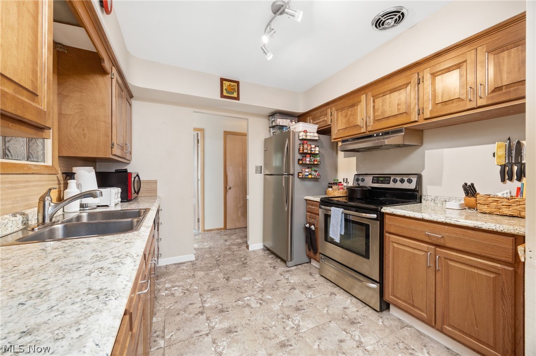 4888 N Sedgewick Road Lyndhurst OH 44124