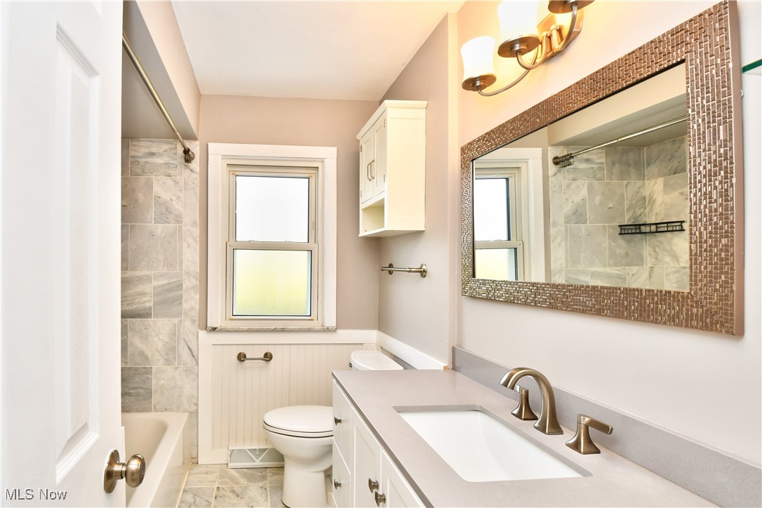 6372 Ashdale Road Mayfield Heights OH 44124