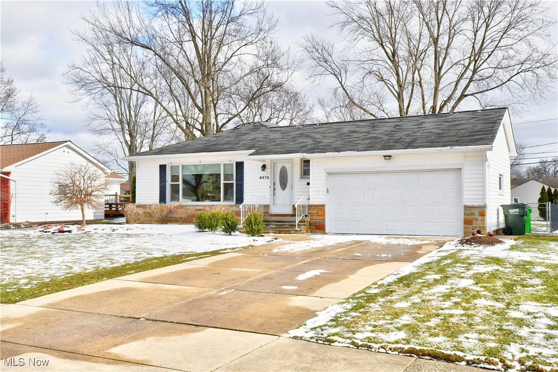 6372 Ashdale Road Mayfield Heights OH 44124