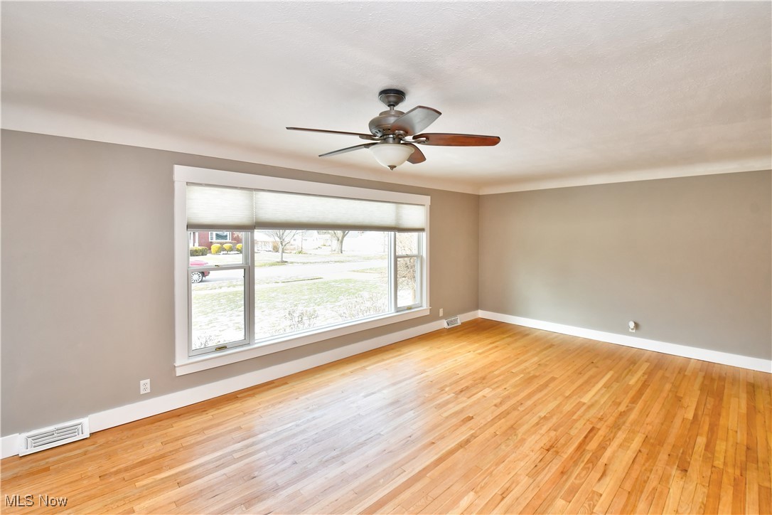 6372 Ashdale Road Mayfield Heights OH 44124