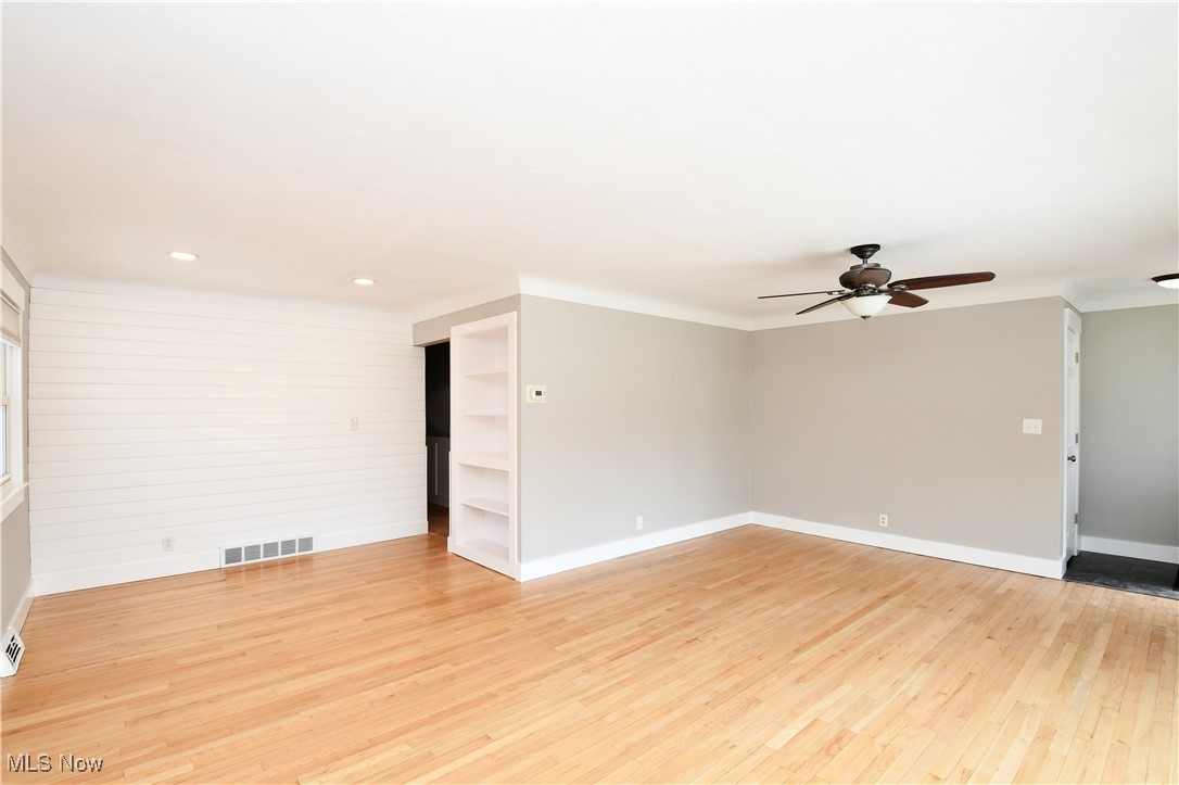 6372 Ashdale Road Mayfield Heights OH 44124