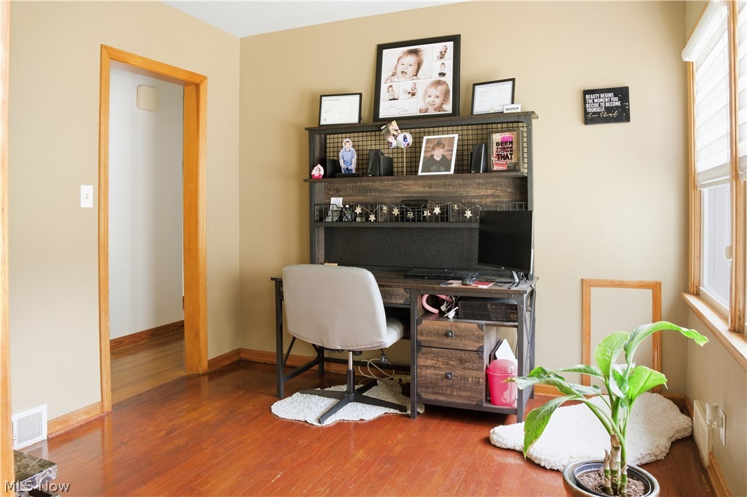 8225 Kenyon Drive SE Warren OH 44484