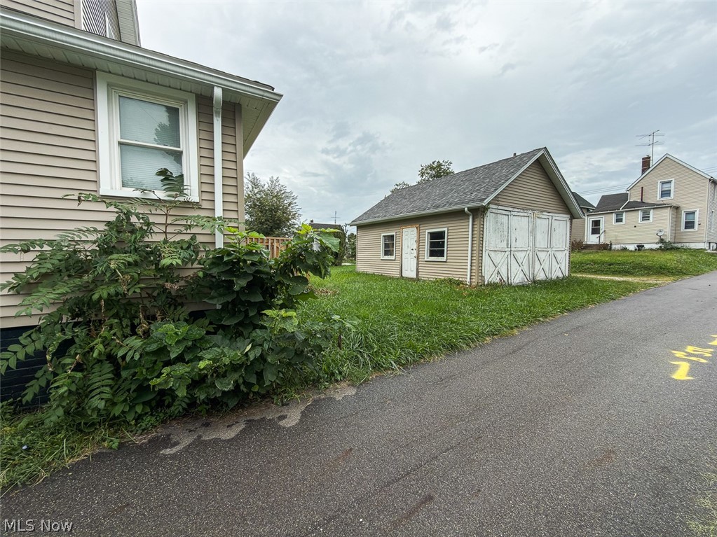 1747 5th Street SE Canton OH 44707