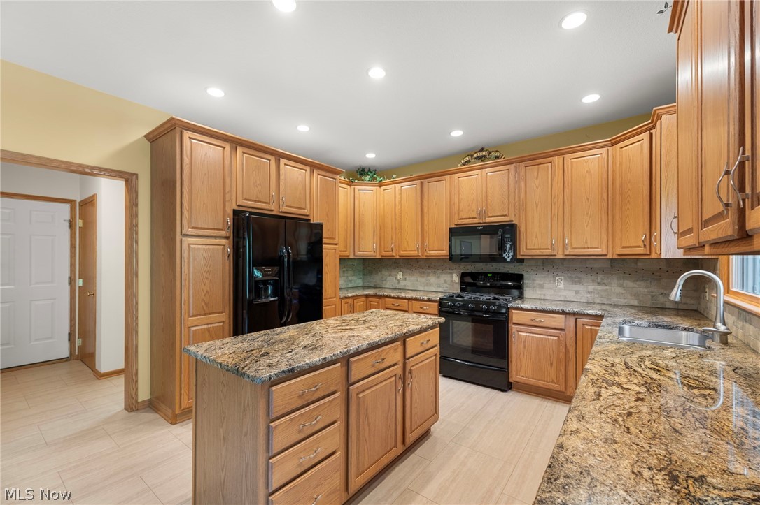 10 Cayuga Trail Malvern OH 44644