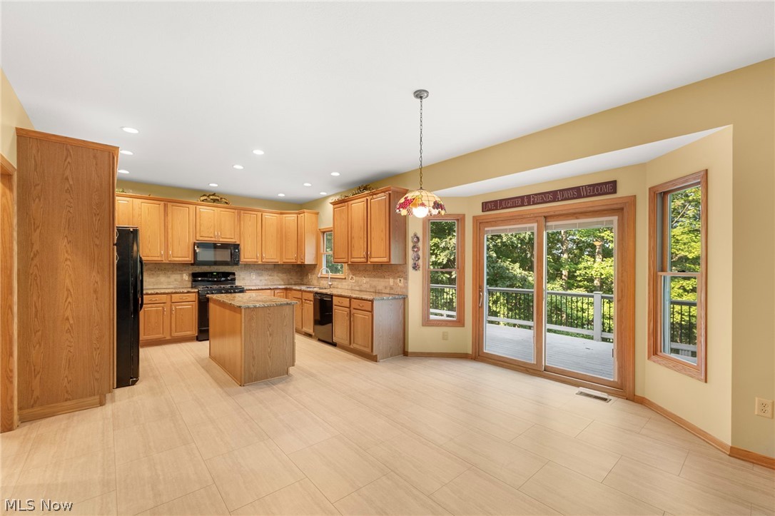 10 Cayuga Trail Malvern OH 44644