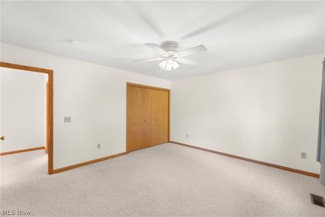 10 Cayuga Trail Malvern OH 44644