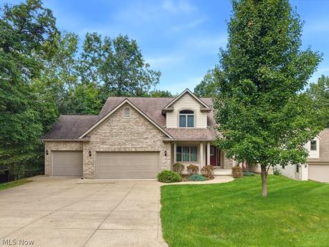 10 Cayuga Trail Malvern OH 44644