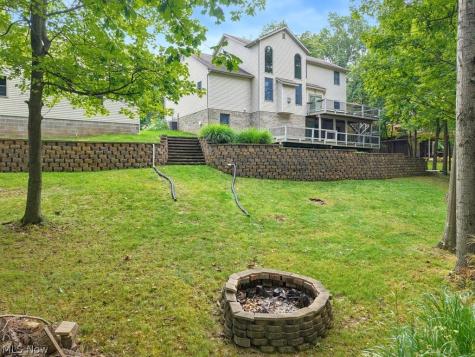 10 Cayuga Trail Malvern OH 44644