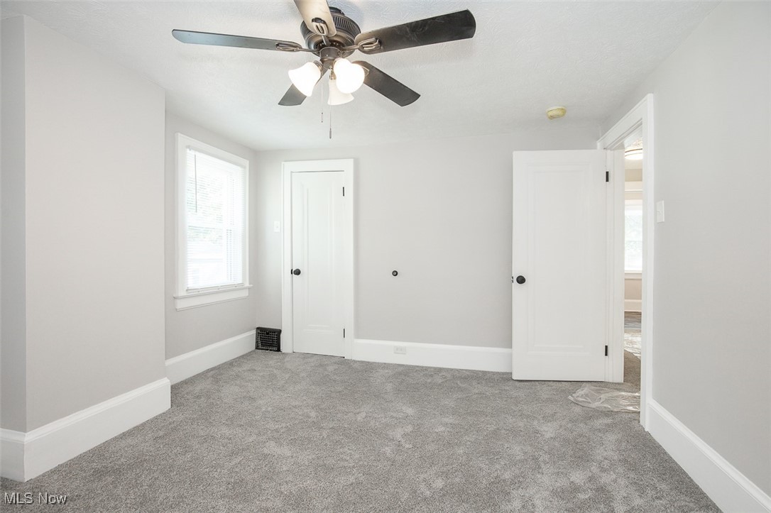 693 Roslyn Avenue Akron OH 44320