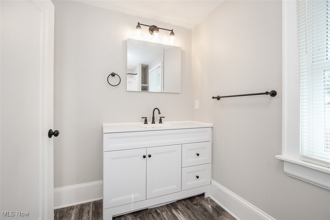 693 Roslyn Avenue Akron OH 44320