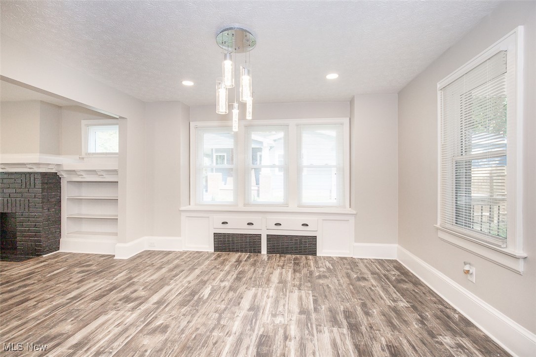 693 Roslyn Avenue Akron OH 44320