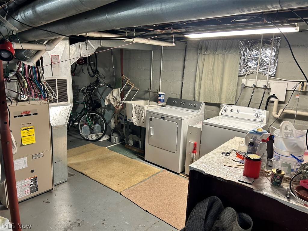 1726 E 45th Street Ashtabula OH 44004
