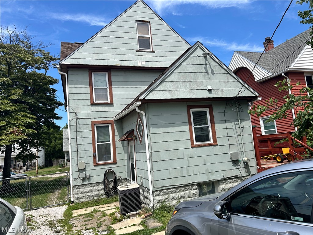 1726 E 45th Street Ashtabula OH 44004
