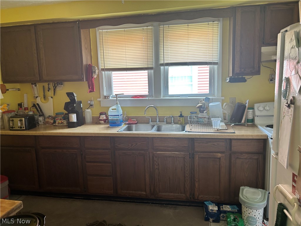 1726 E 45th Street Ashtabula OH 44004